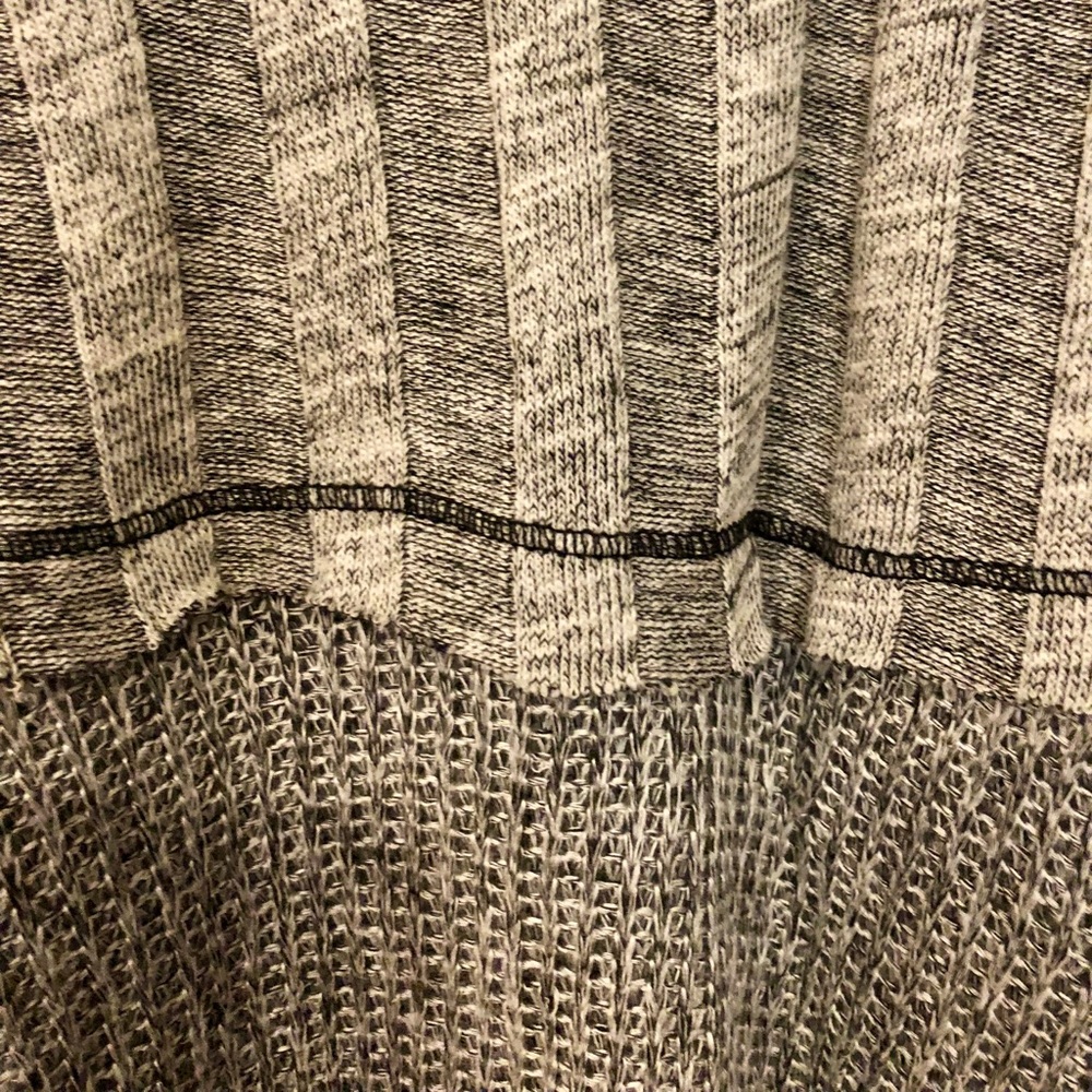 BLU PEPPER Gray Lightweight Sweater - Picture 3 of 5
